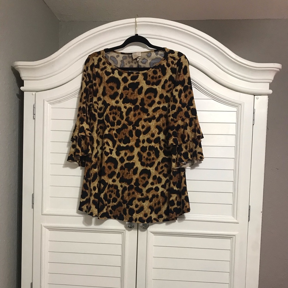 Cheetah Zadie B’s Bell Top!!